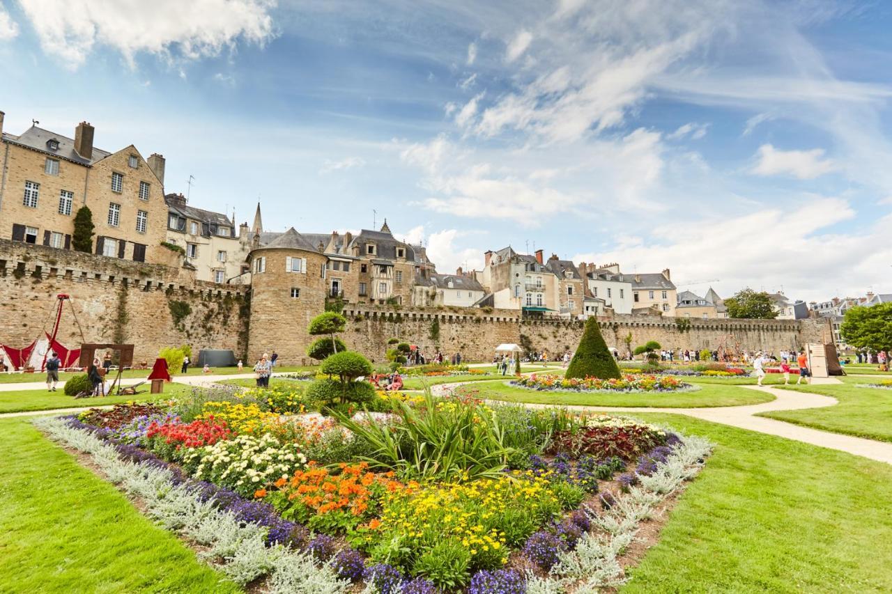 Studio Tout Confort Avec Vue Cathedrale A St Patern Vannes-Centre Leilighet Eksteriør bilde
